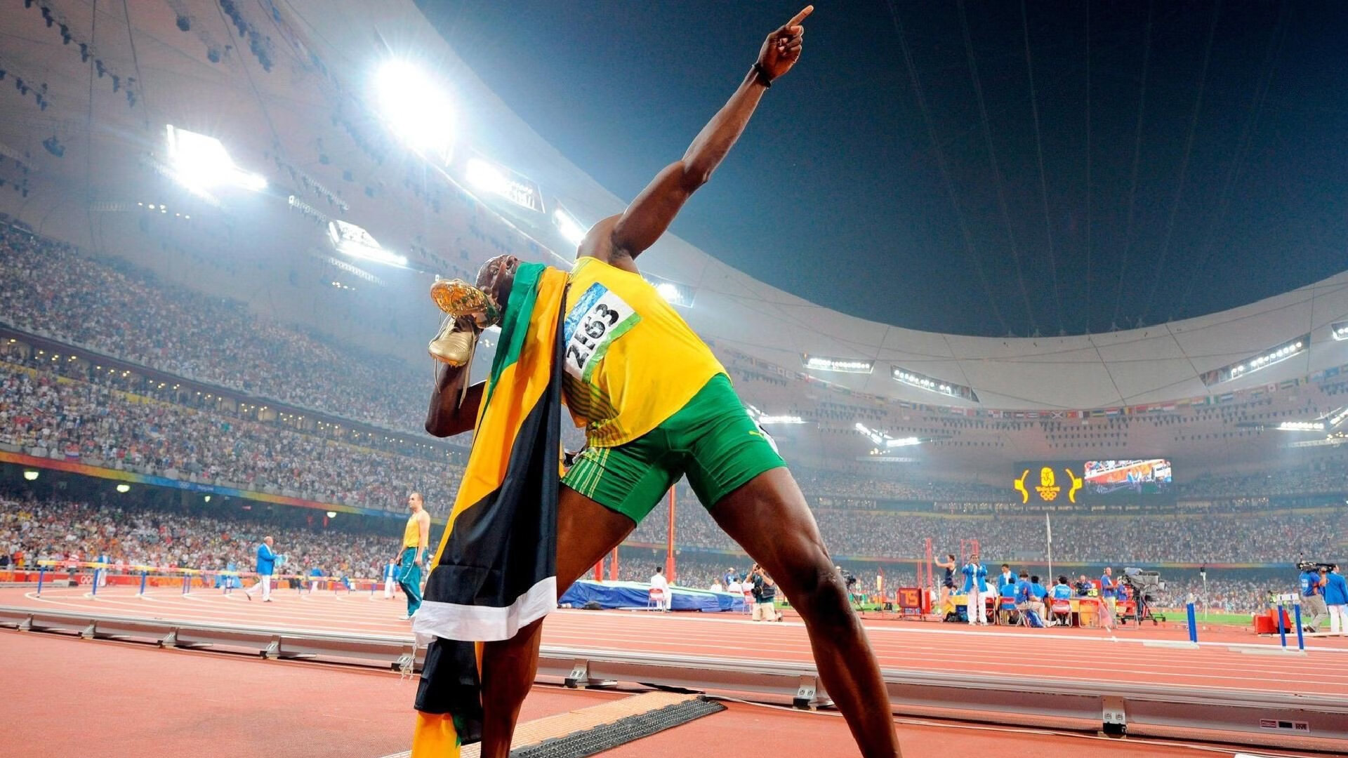 《王者荣耀》“超级战队”冠军争夺：谁才是唯一王者？