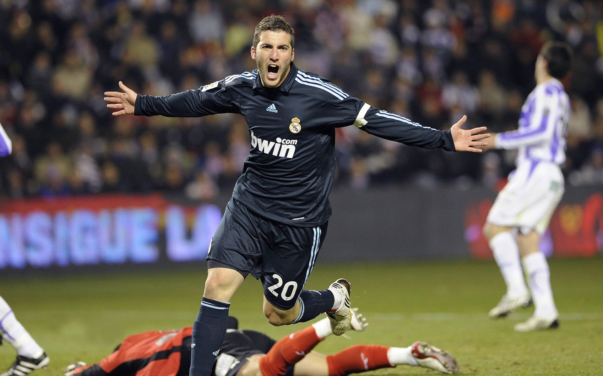 短视频“十秒运动挑战” 活动话题登上热搜